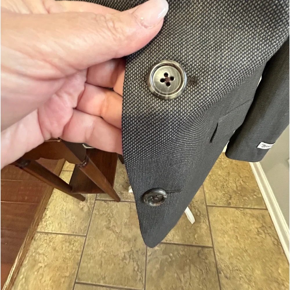 Hickey Freeman Worsted Wool Suit - Picture 2 of 9